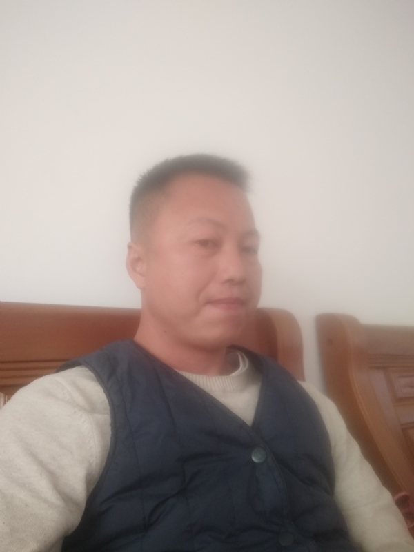 只对你好的第一张照片--英德父母相亲团